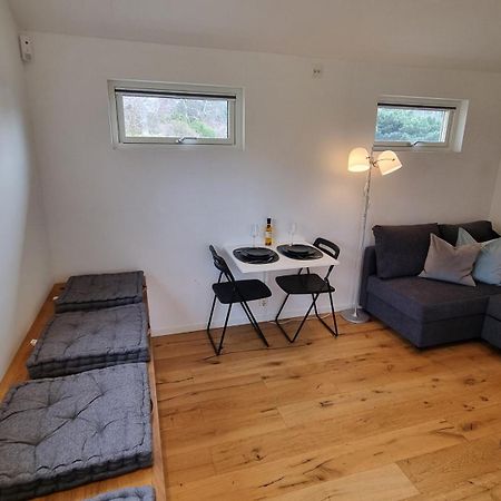 Beach-Near Cozy Cottage Höllviken 外观 照片